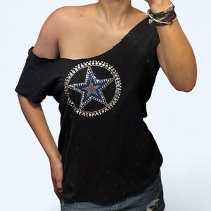 Y2K Grunge Star Off the Shoulder Top!